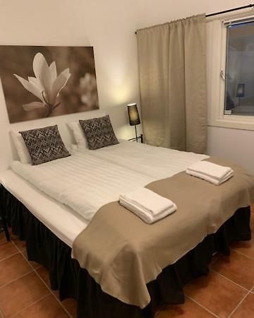 Maelaroe Hotell Ekerö Екстериор снимка